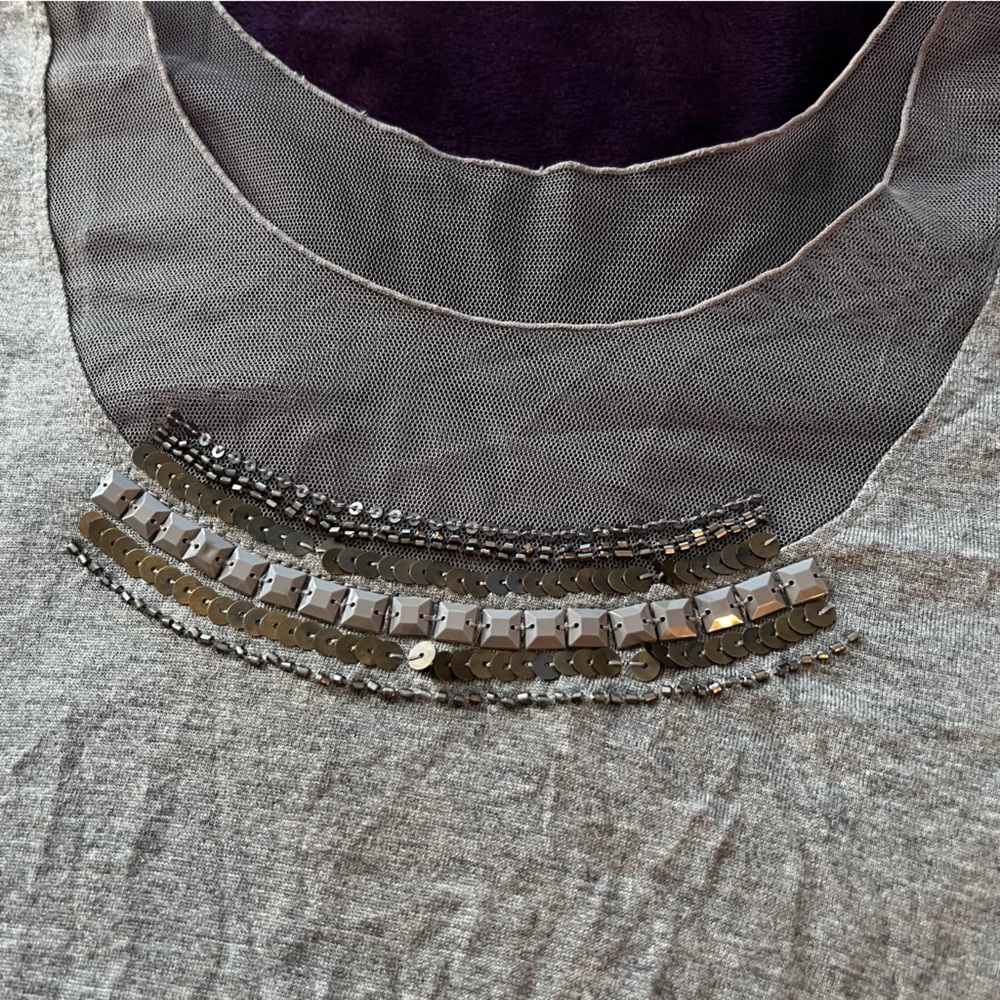 💎 3/$20 💎 NWT Mesh Neck Vera Wang Top